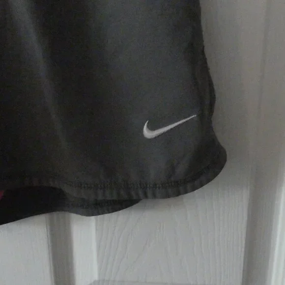 Girls Gray Nike Running Shorts w/Pink Foldover Waistband Sz L - Picture 2 of 11